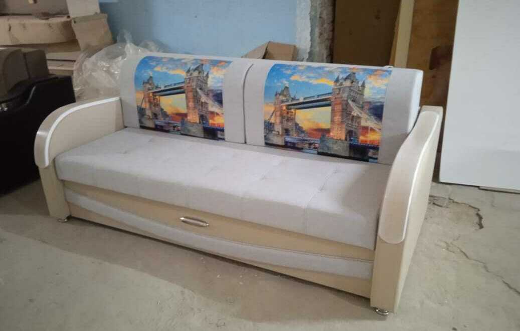 Купить  угловой диван с доставкой в Москву